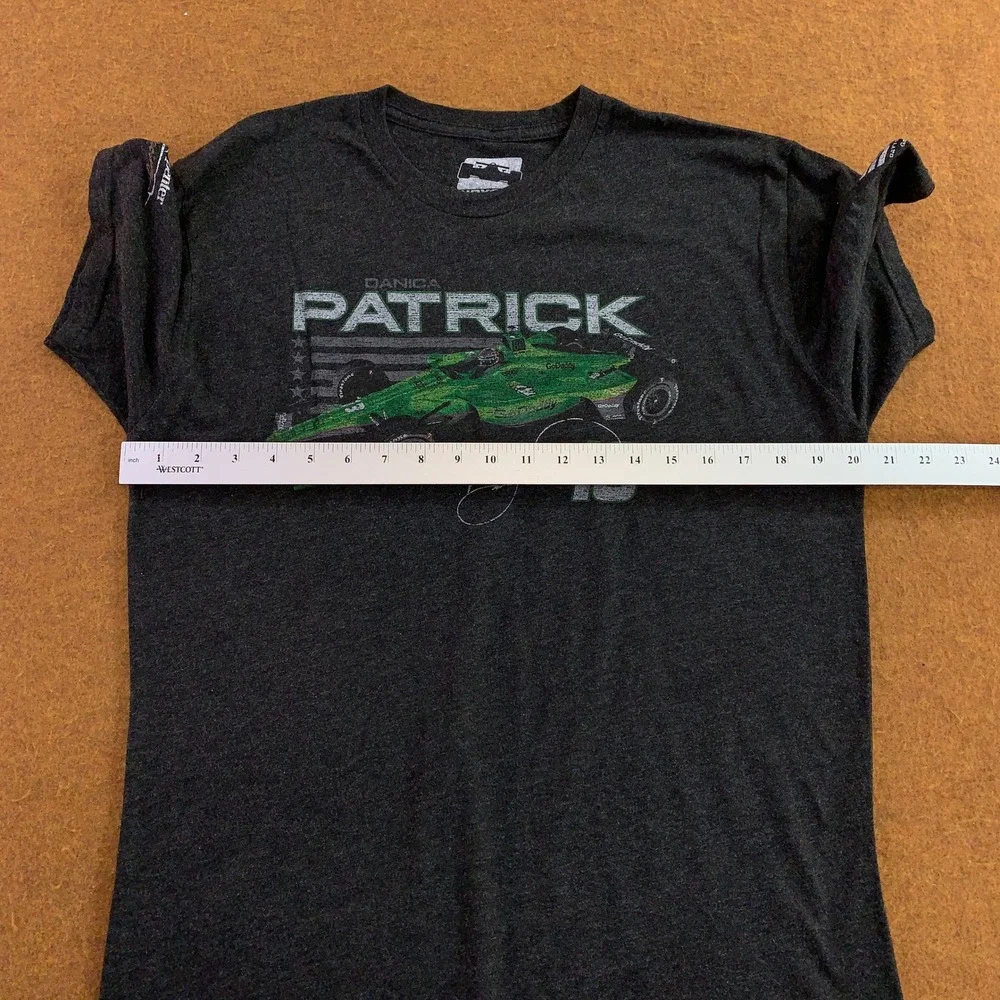 IndyCar Mens Large Gray Danica Patrick GoDaddy Racing Graphic T-Shirt